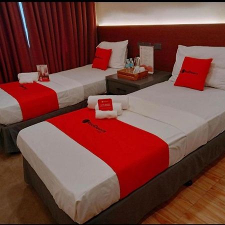 RedDoorz Plus @ Toshiko Boutique Hotel Koronadal City Extérieur photo