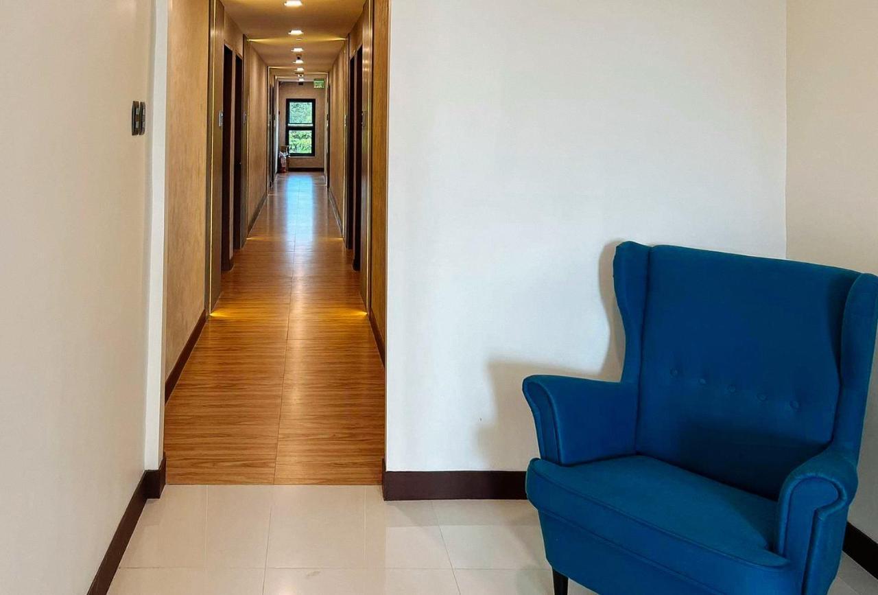 RedDoorz Plus @ Toshiko Boutique Hotel Koronadal City Extérieur photo